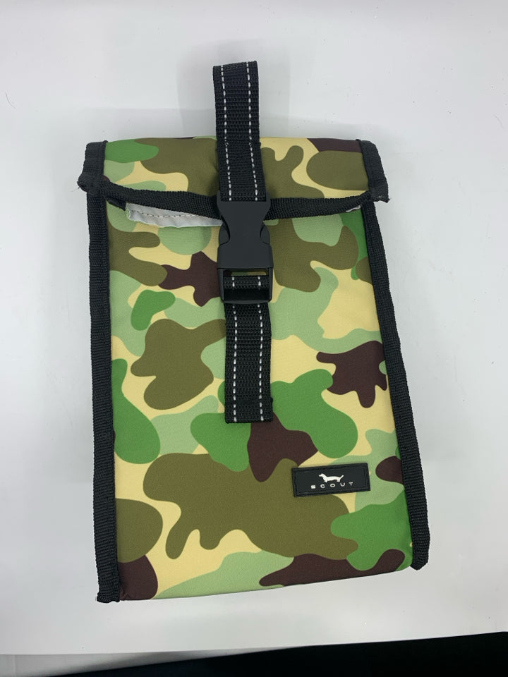 SCOUT CAMO LUNCH BOX.