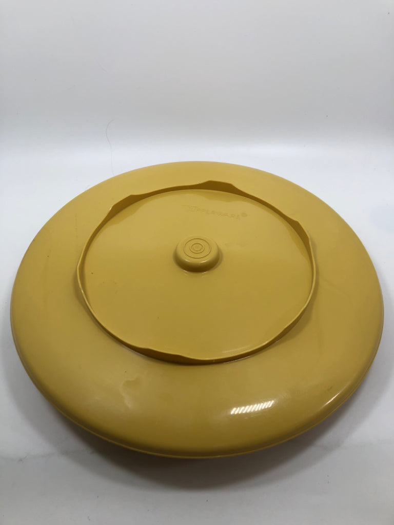 VTG TUPPERWARE CHIP/DIP SERVING PLATE.