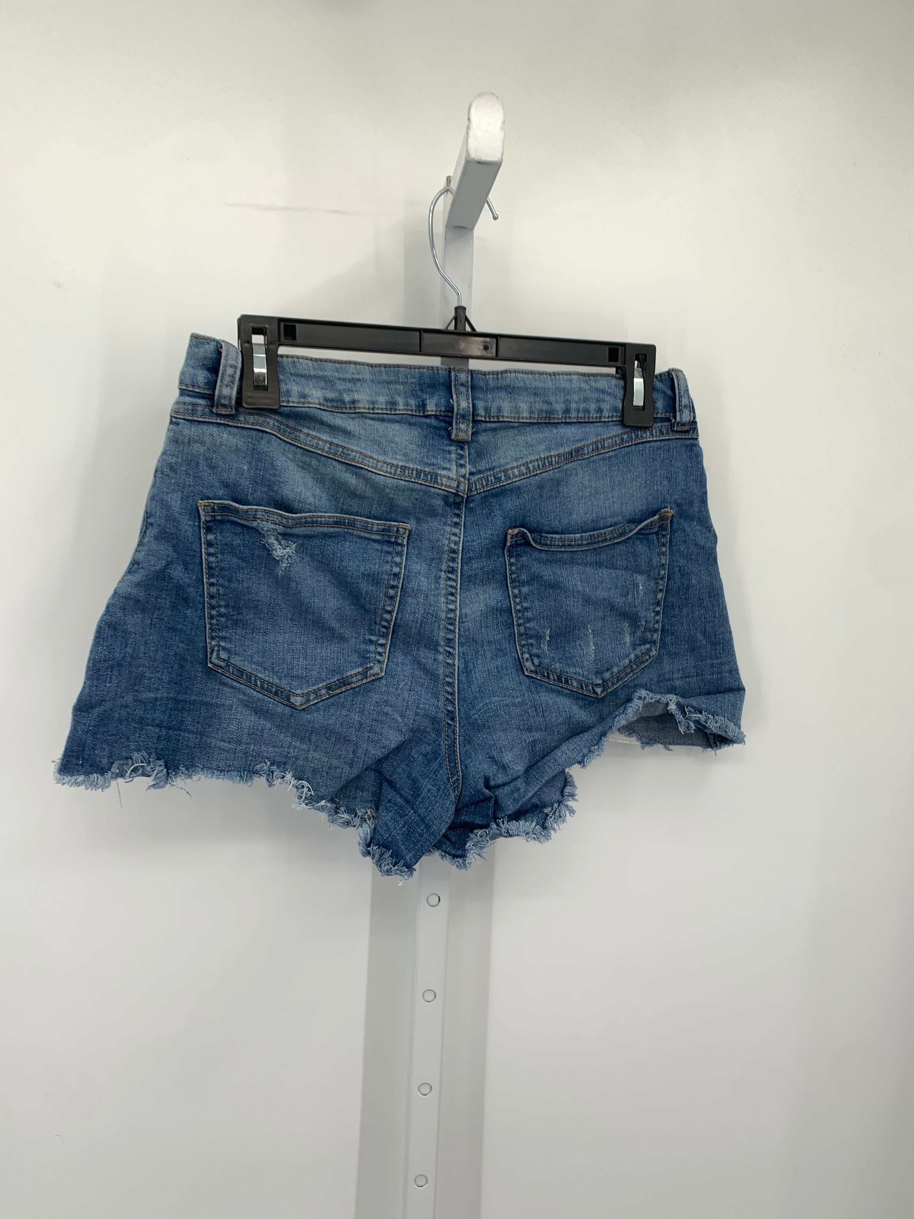 Size 7 Juniors Shorts