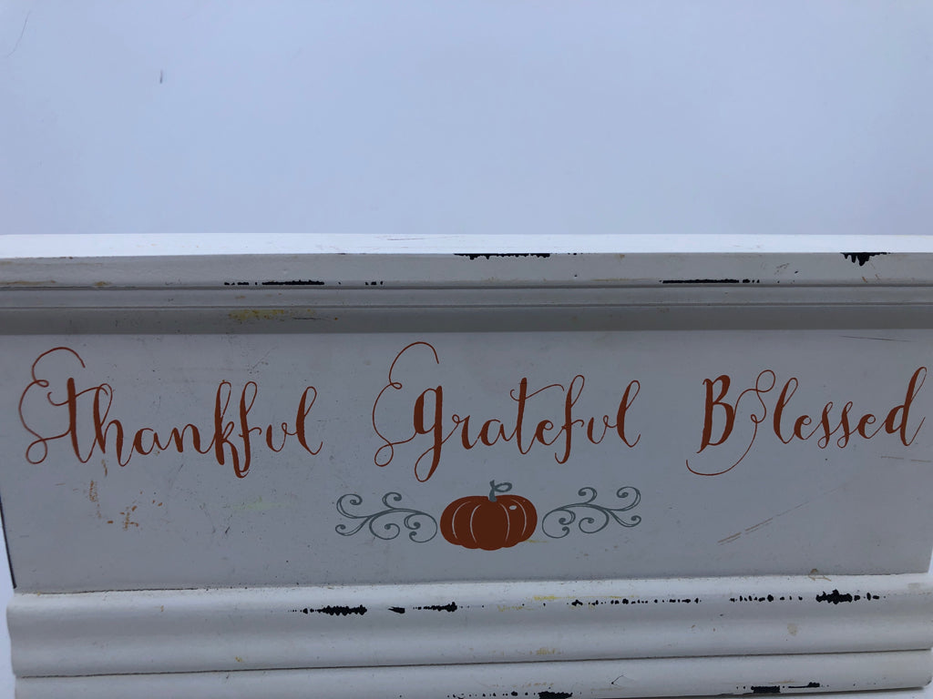 THANKFUL WHITE W PUMPKIN BLOCK SIGN.