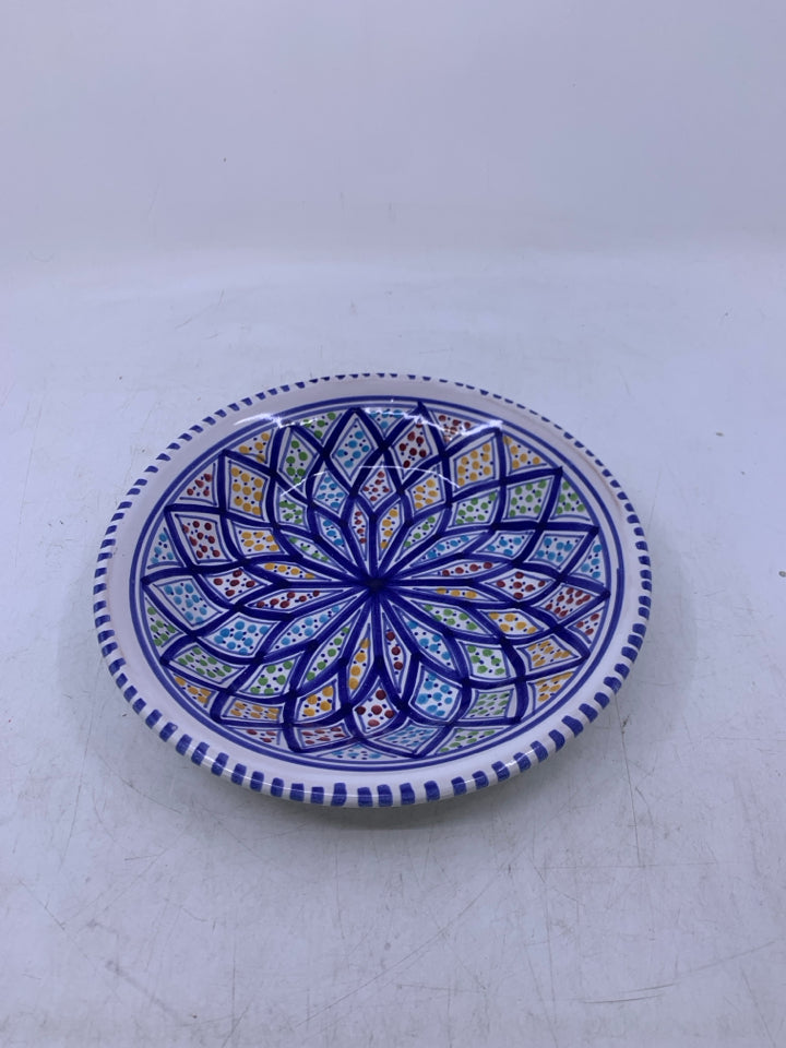 COLORFUL PAINTED SMALL PIE PLATE.