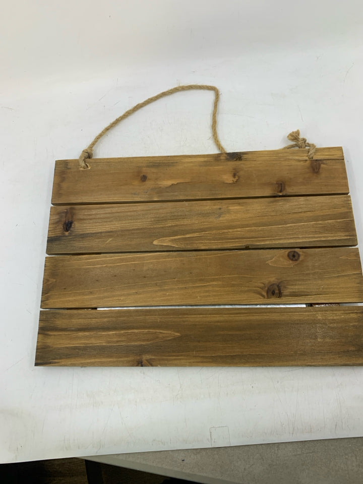 WOOD/GALVANIZED UNCORK & UNWIND.