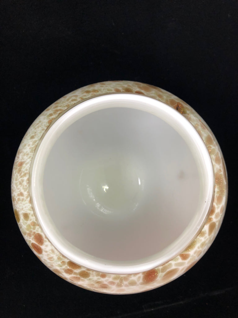 HEAVY CREAM COLOR VASE W/GOLD SPARKLE GLAZE.
