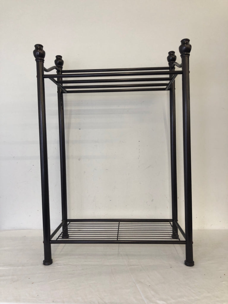 LIGHT WEIGHT BROWN METAL STORAGE RACK.