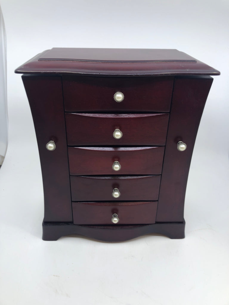 CHERRY WOOD 5 DRAWER JEWLERY BOX.