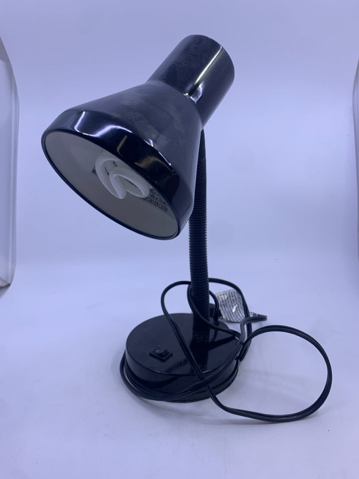 BLACK DESK LAMP.