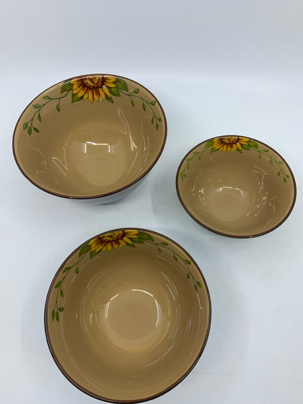 3 SUNFLOWER ROOSTER NESTING BOWLS.