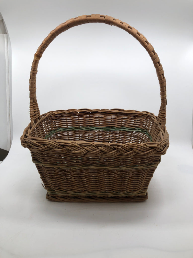 GREEN STRIPE WICKER BASKET.