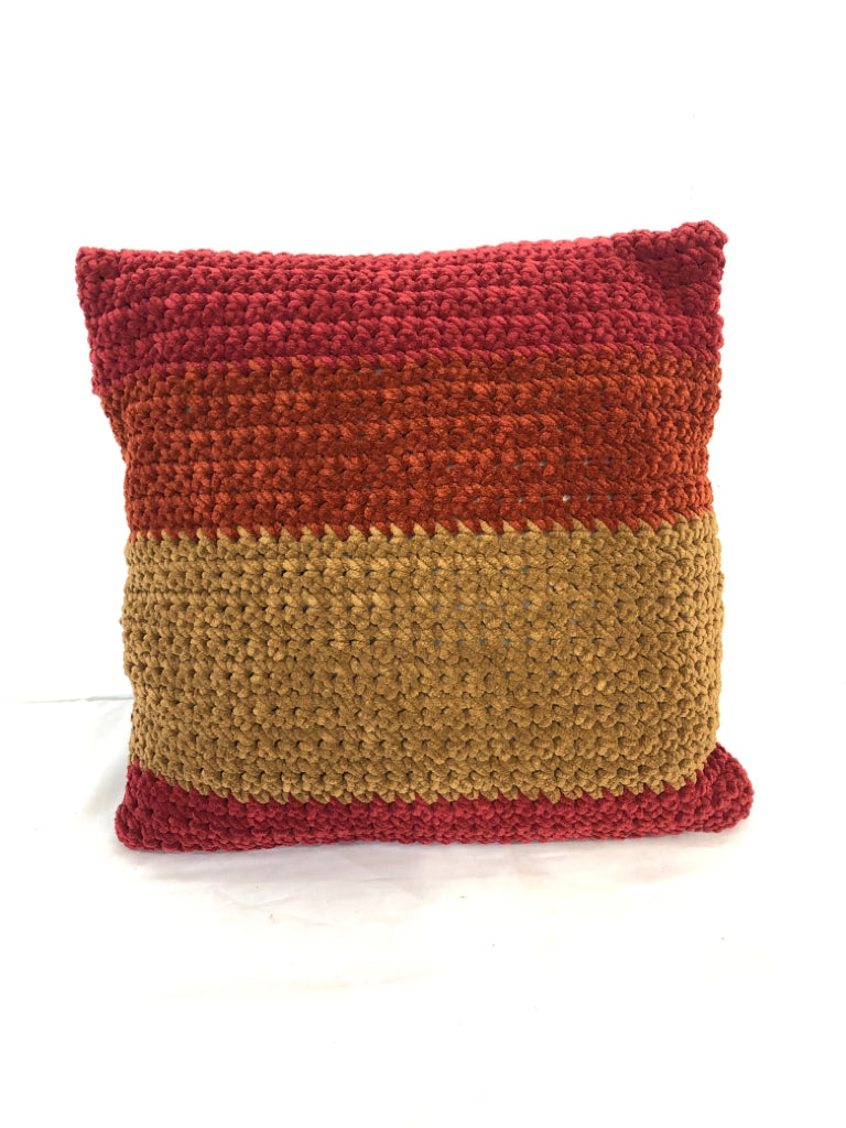 RED ORANGE WOVEN SQUARE PILLOW.