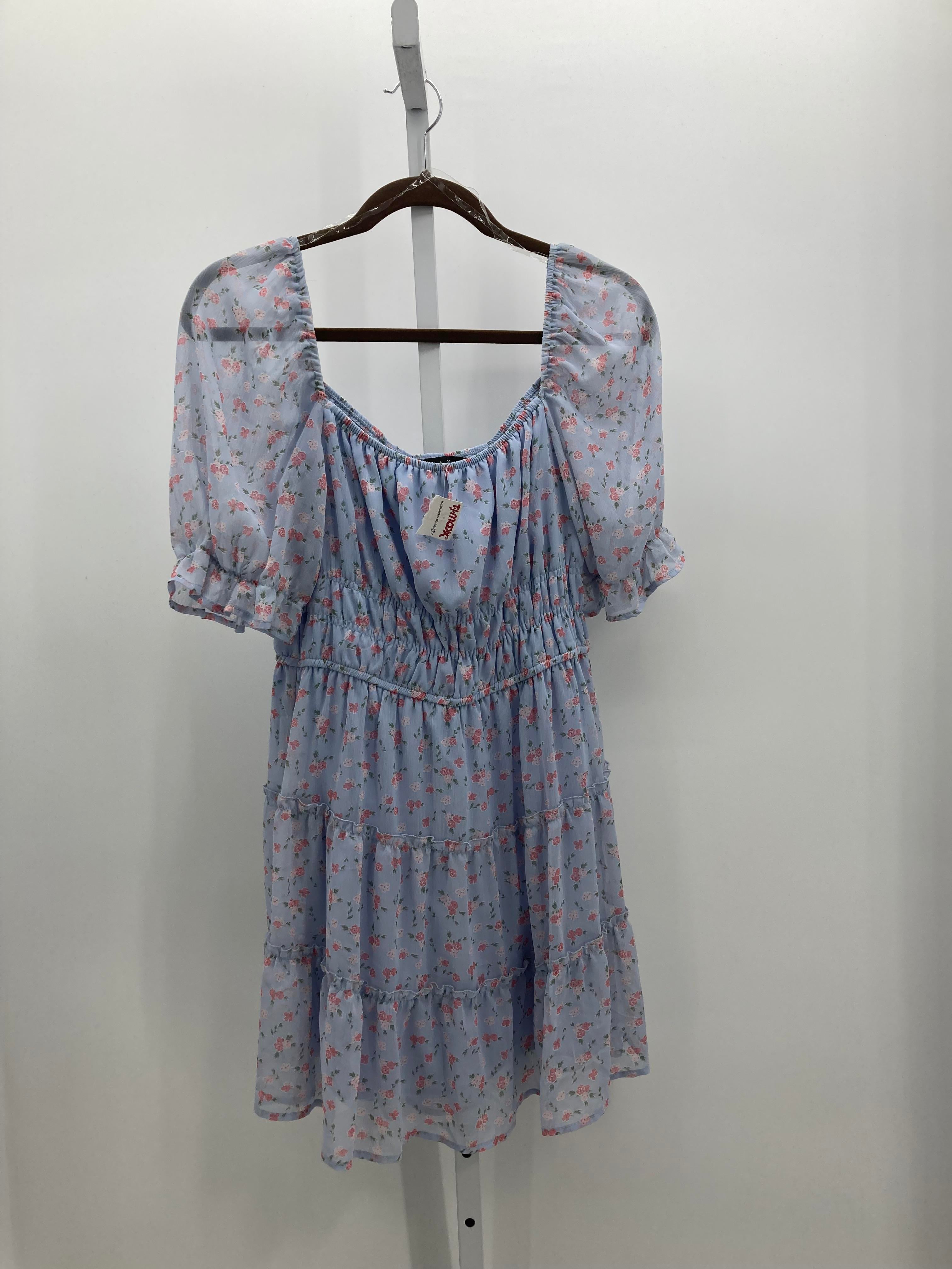 Trixxi Size Large Juniors Short Sleeve Dress