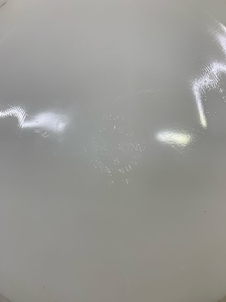 LUSTER CIRCLE BAKER.