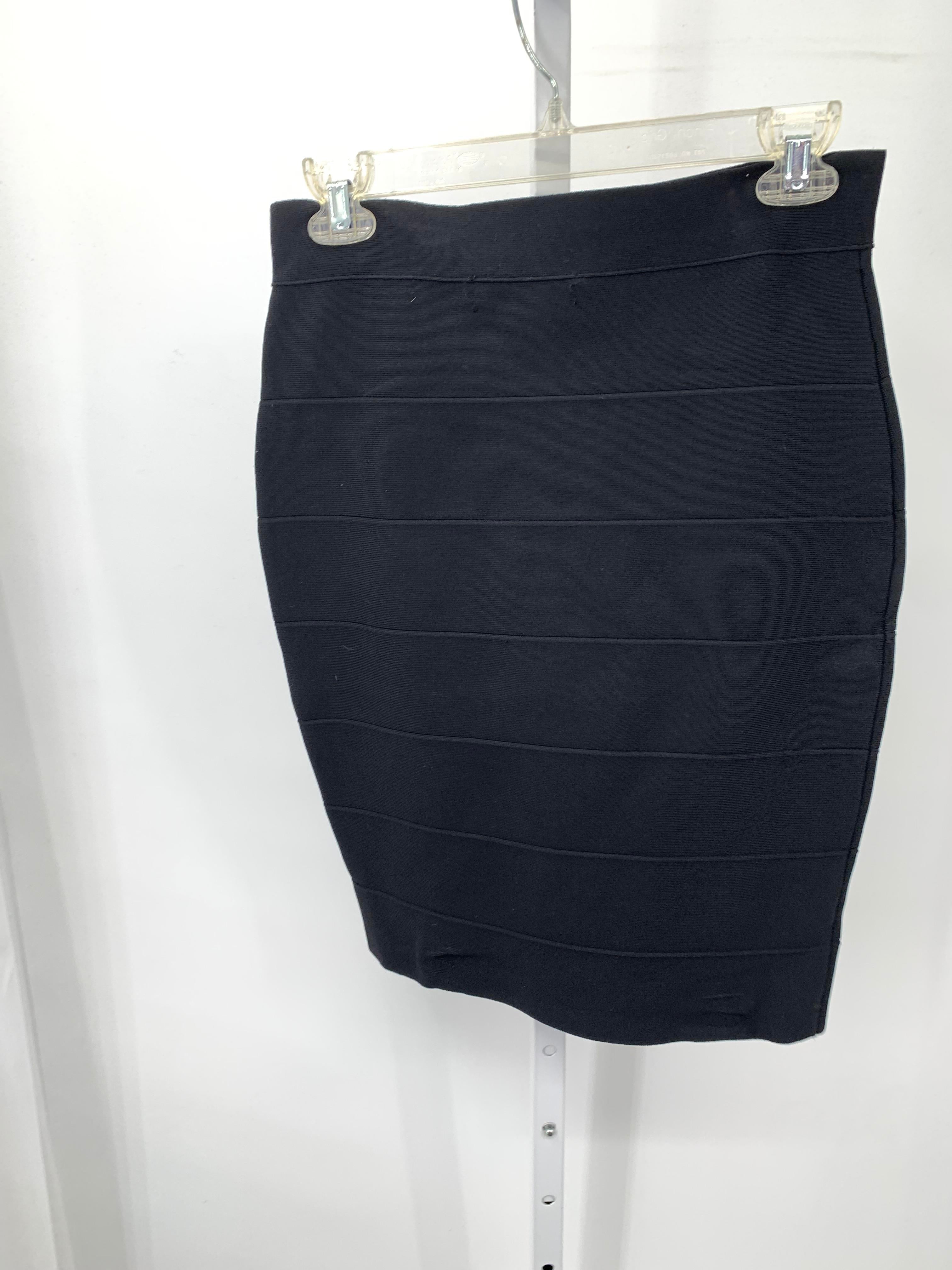 Romeo & Juliet Size Medium Misses Skirt