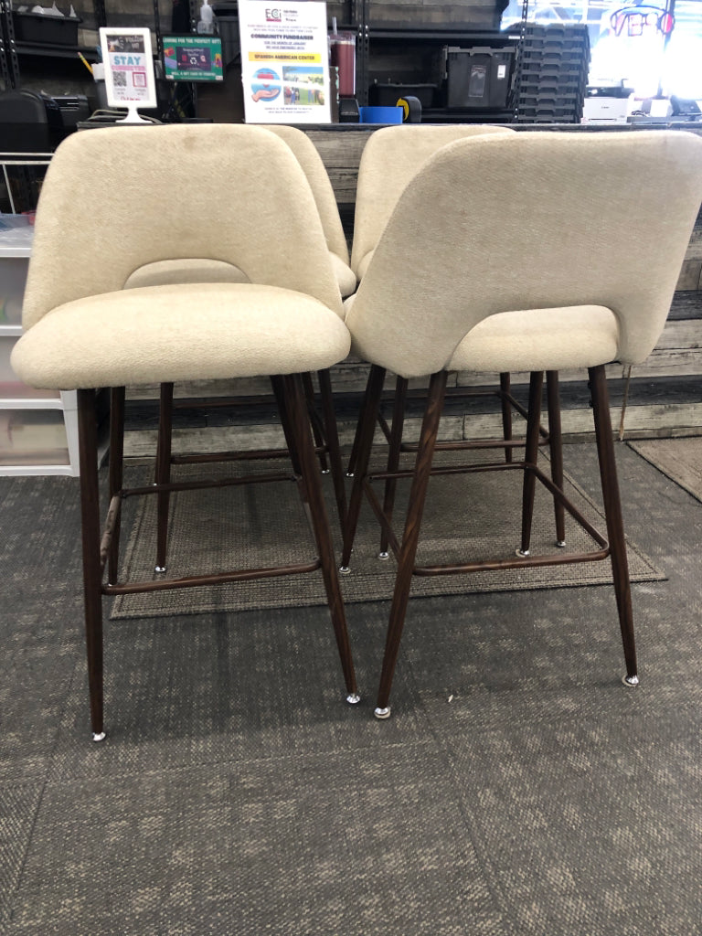 4PC CREAM BAR STOOL CHAIRS.