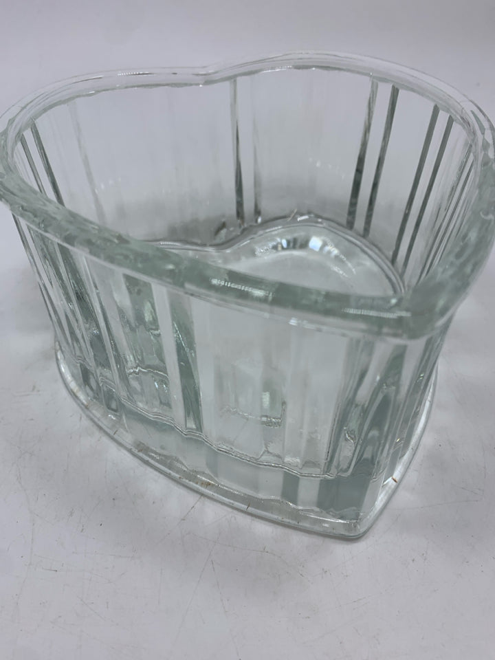 CLEAR GLASS HEART SHAPED CANDY DISH.