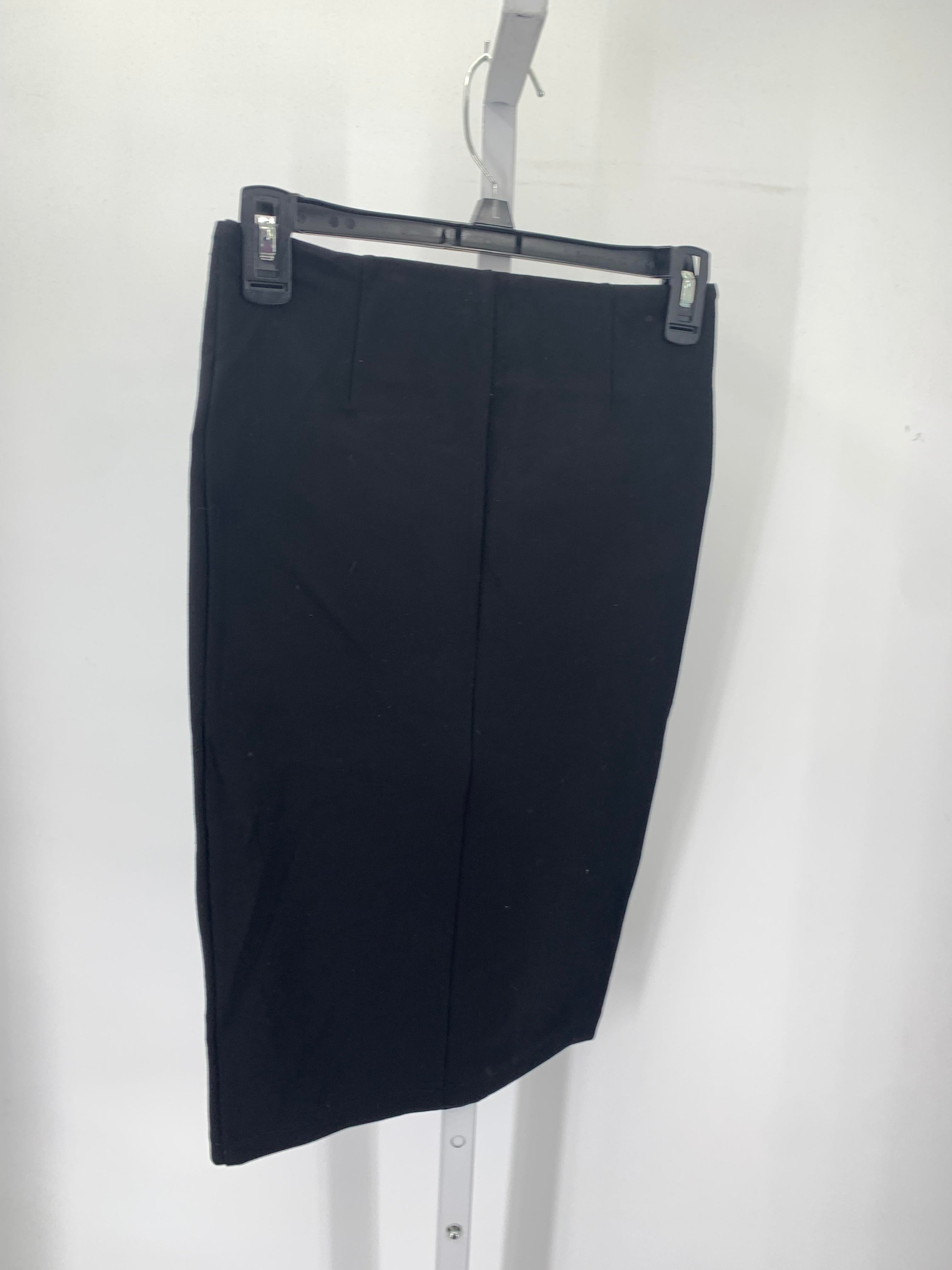 Romeo & Juliet Size Small Juniors Skirt