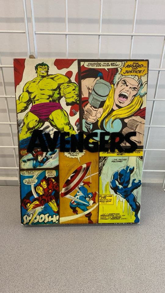 AVENGERS TEXTURED COMIC BOOK STYLE CANVAS WALL ART.