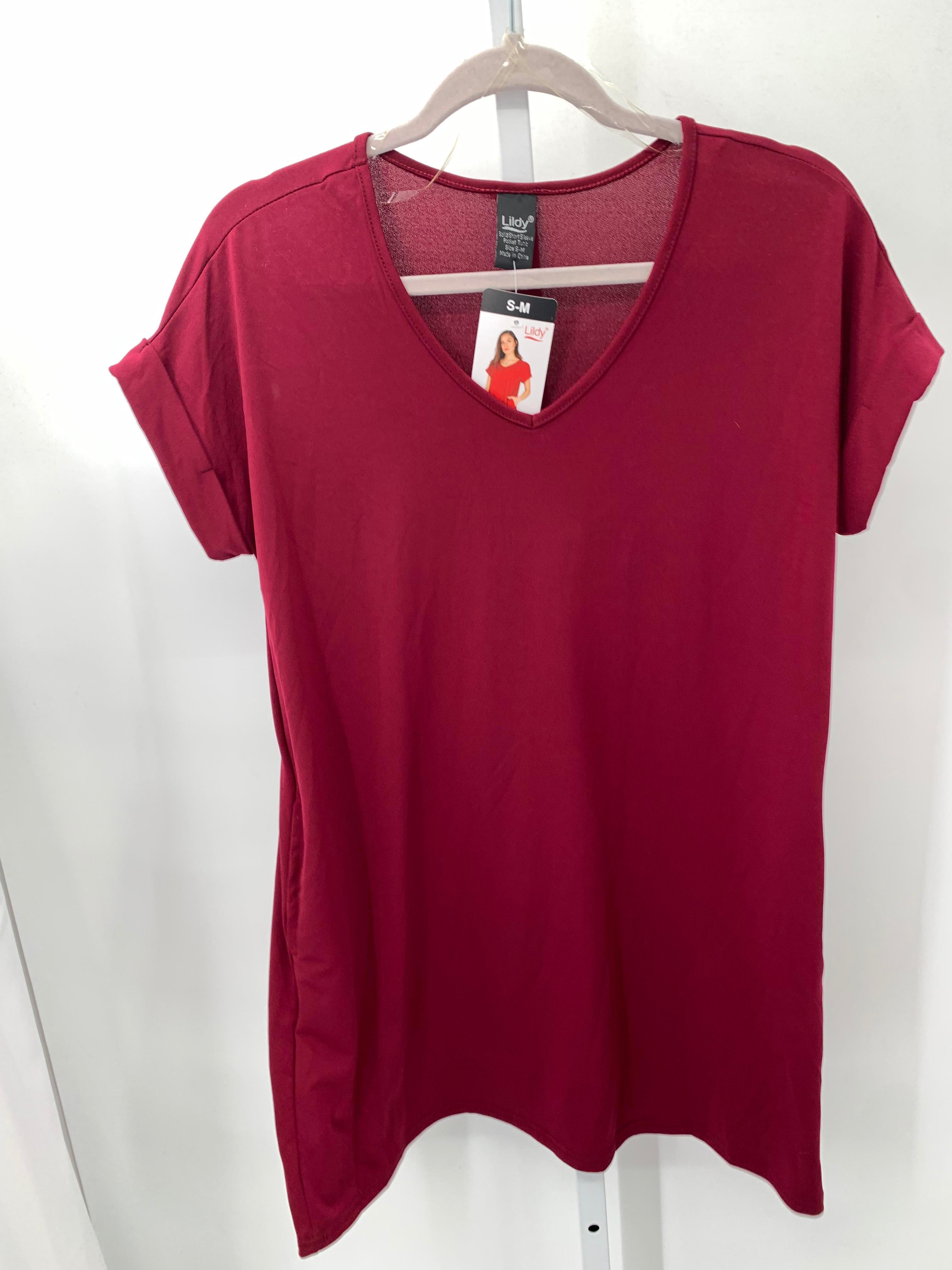 Size Small Misses Short Sleeve Shirt