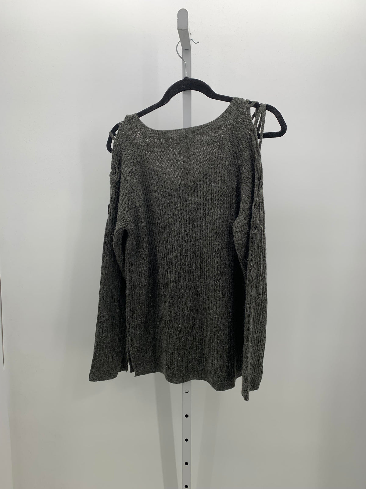 Size Small Juniors Long Sleeve Sweater