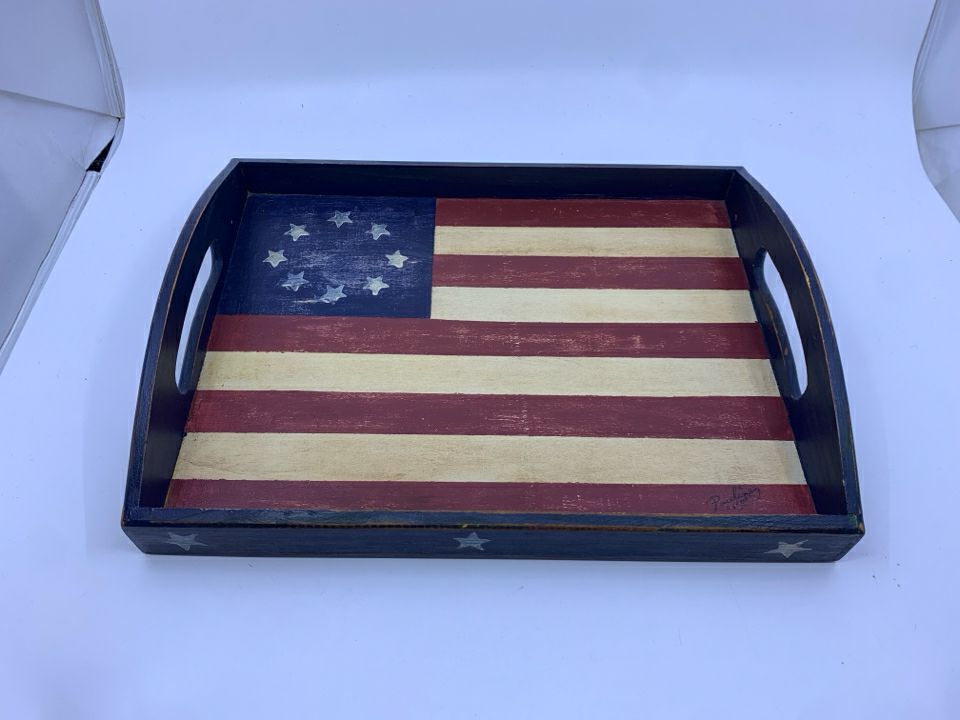 AMERICAN FLAG TRAY.