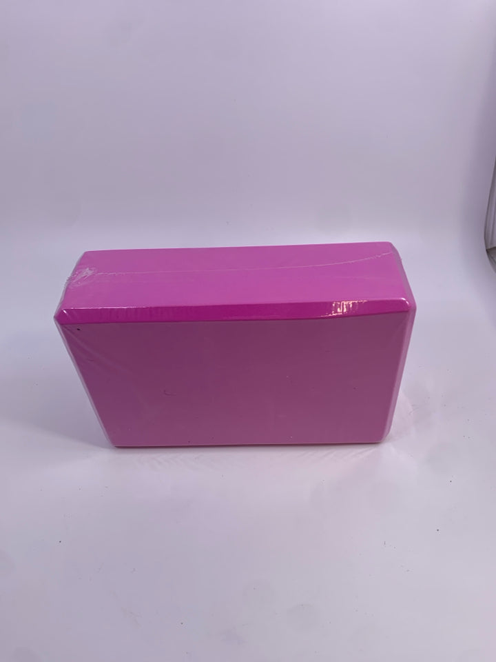 NIP PINK YOGA FOAM BLOCK.