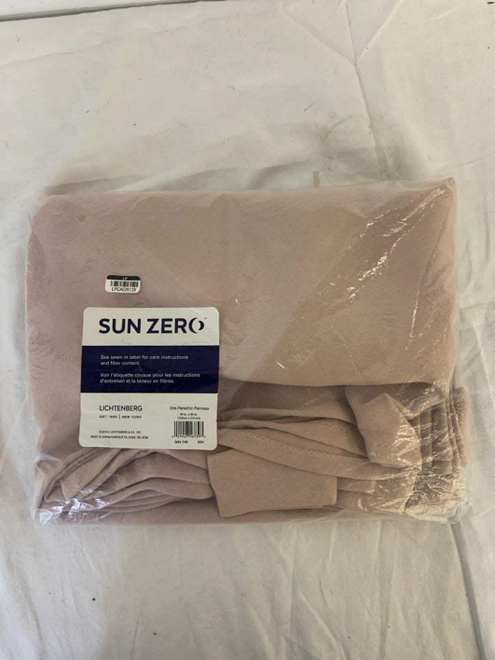 NIP SUN ZERO PALE PINK CURTIAN PANEL.