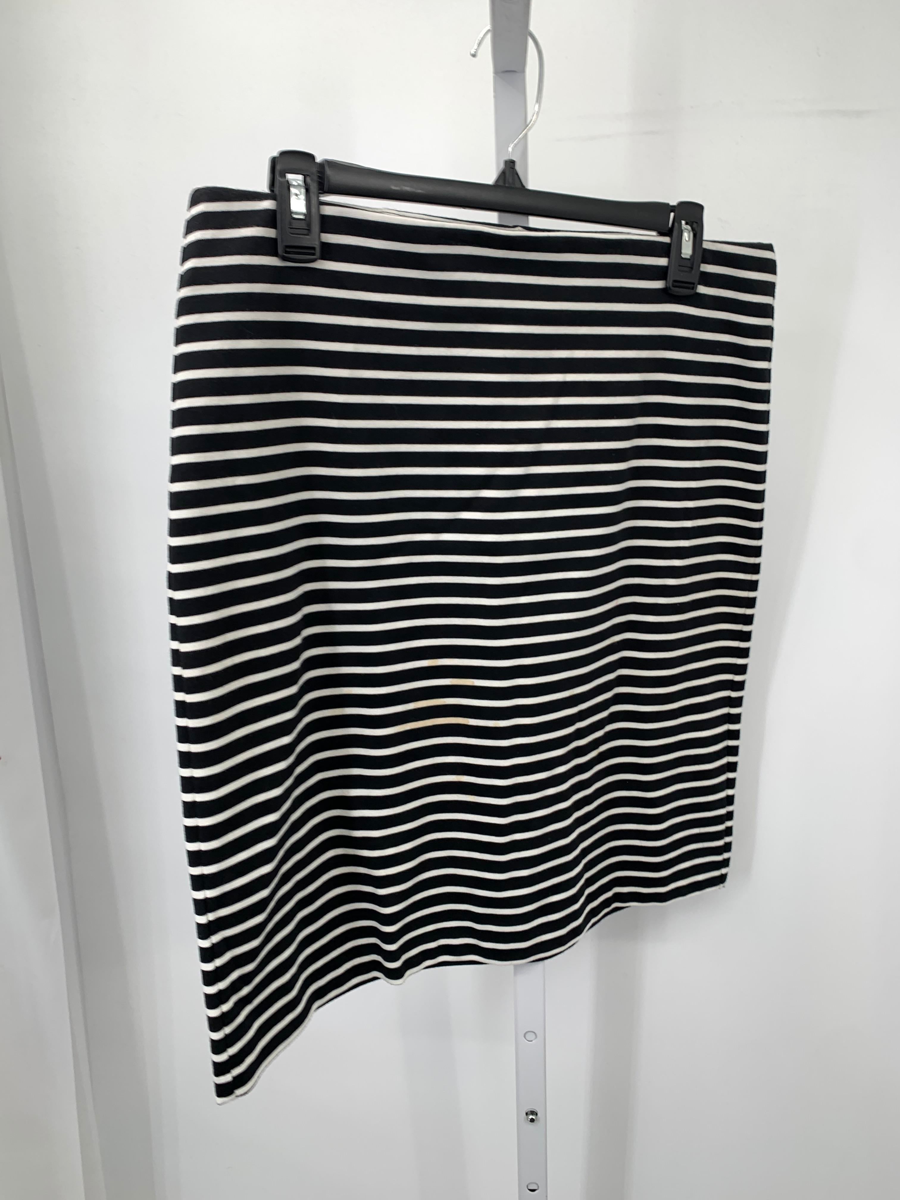 Old Navy Size Medium Misses Skirt