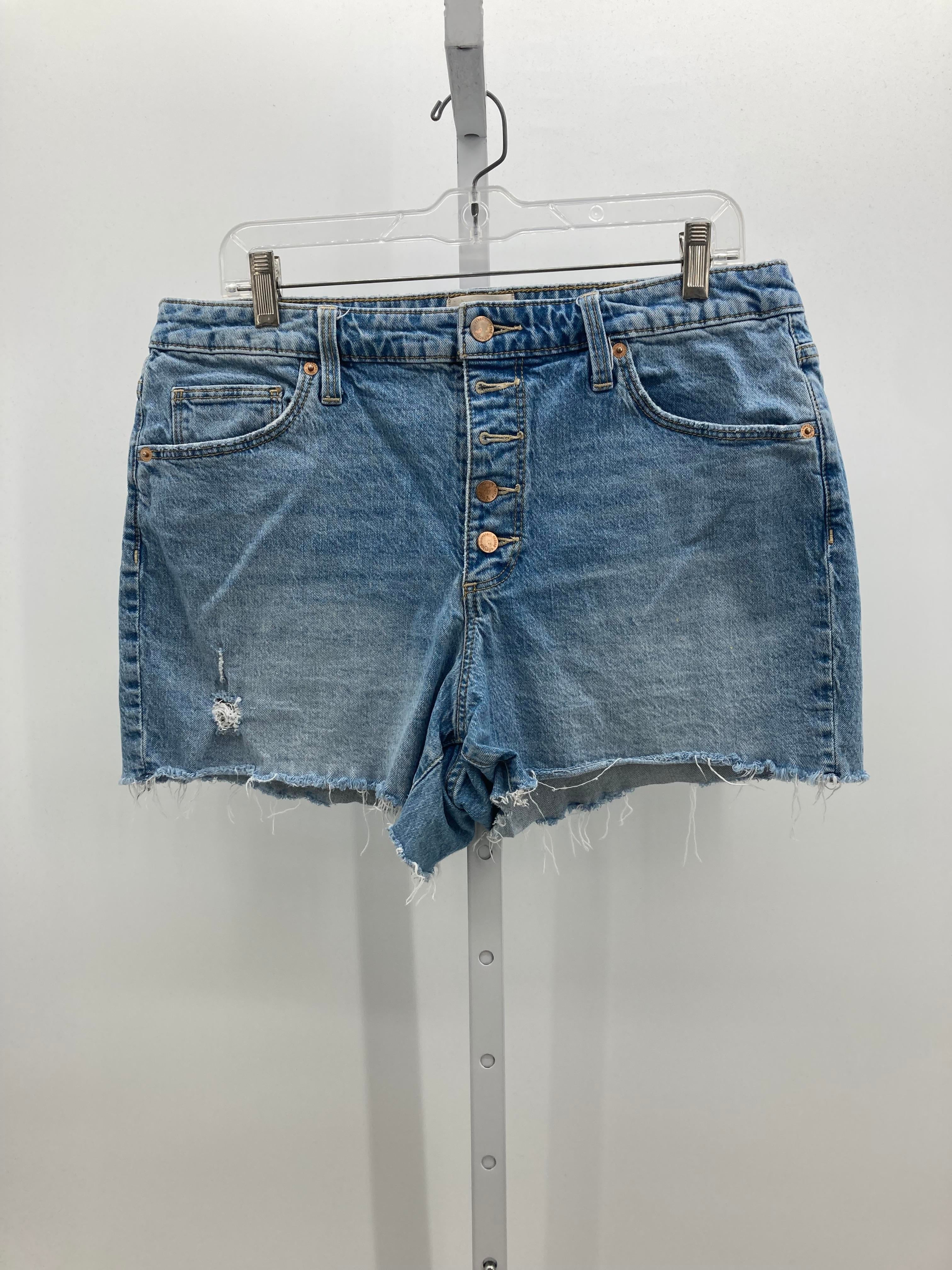 Universal Thread Size 14 Misses Shorts