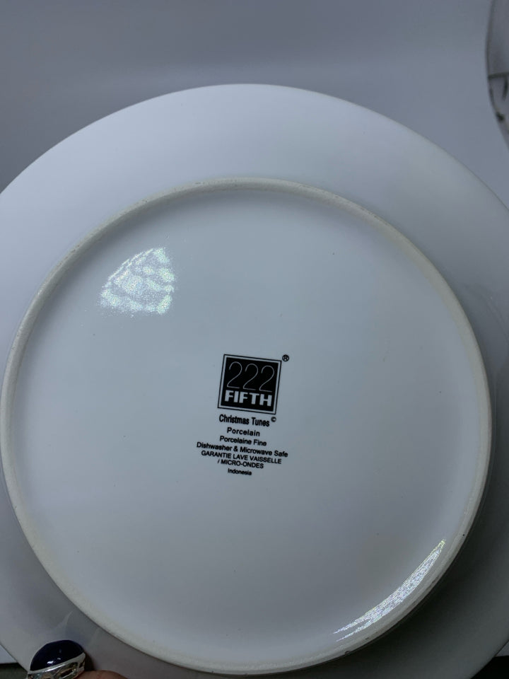 4 RED/WHITE HOLIDAY TUNES LUNCH PLATES 222 FIFTH.