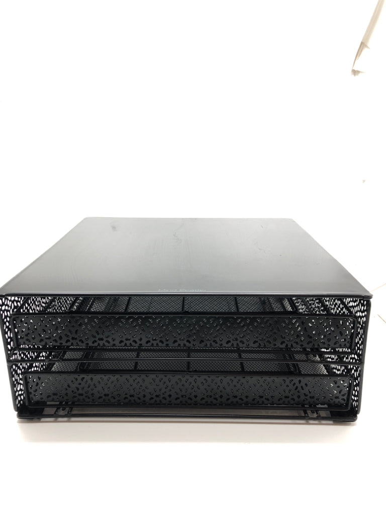 BLACK 2 TIER METAL ORGANIZER.