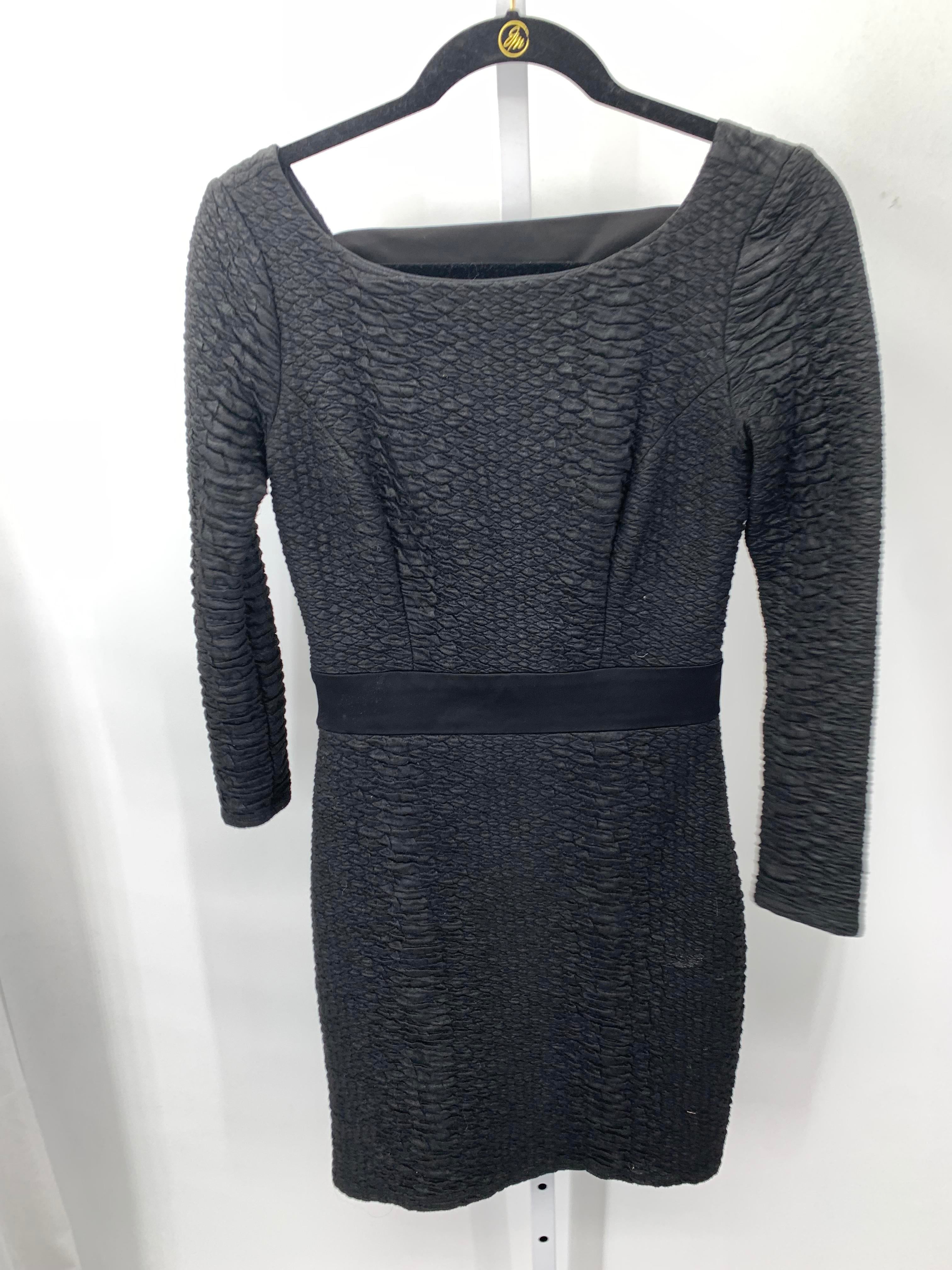 Size Small Misses Long Sleeve Dress