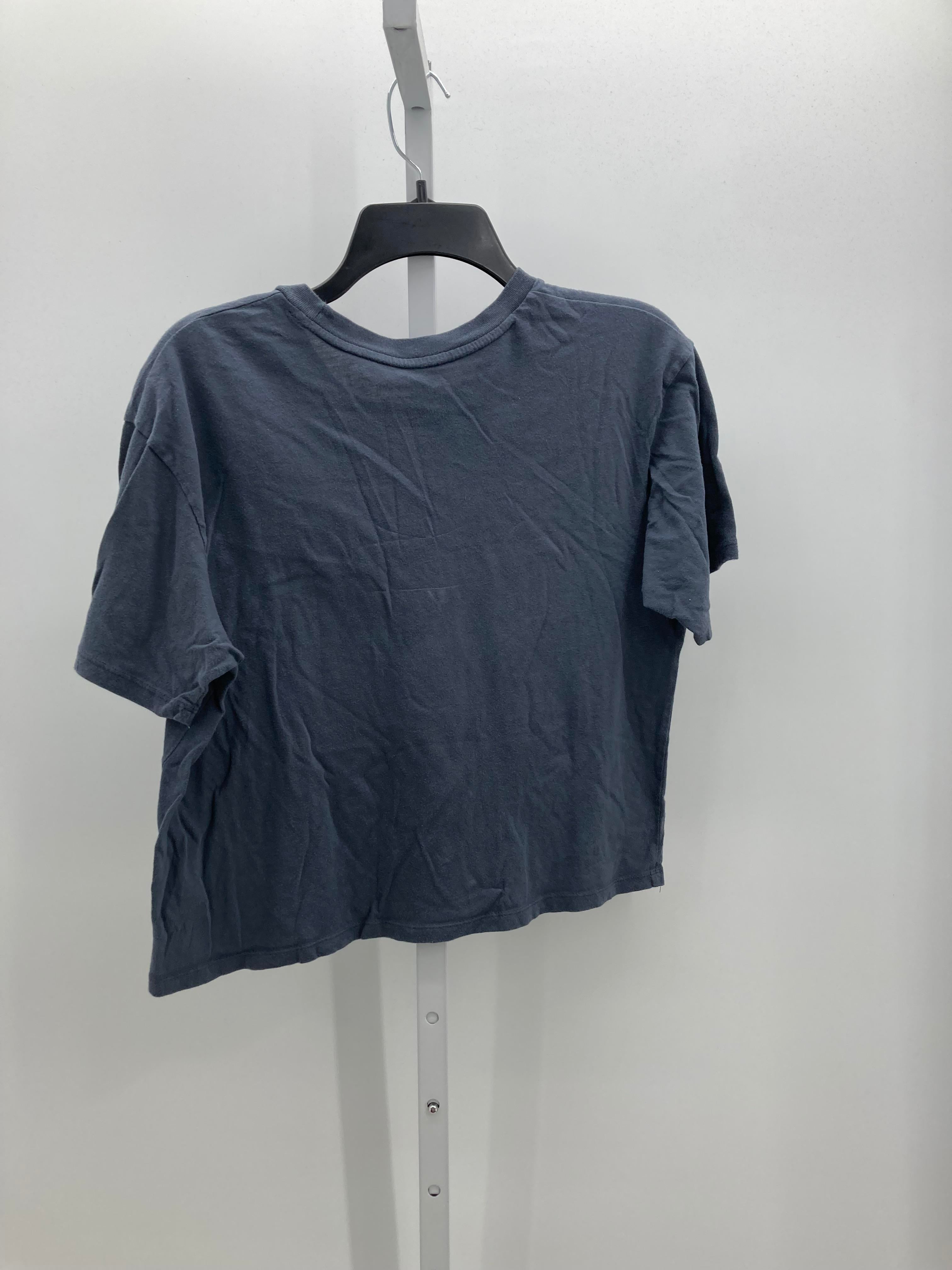Size Large Juniors Short Sleeve Shirt
