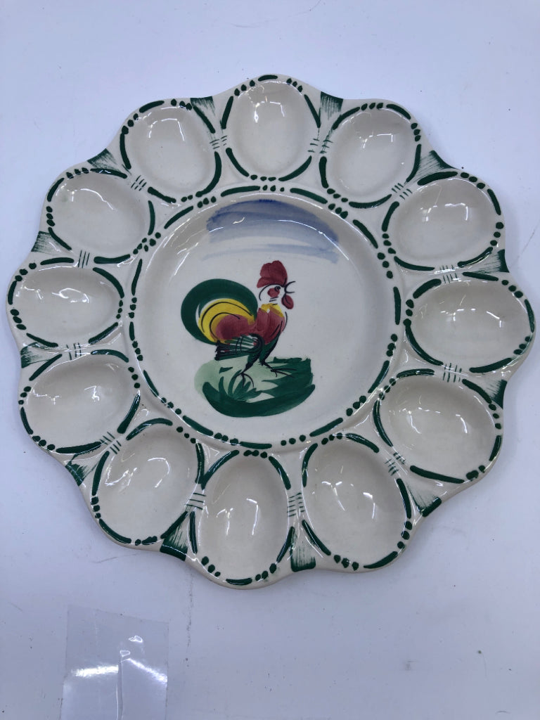VTG GREEN AND CREAM ROOSTER PATTERN DEVILED EGG SERVING.