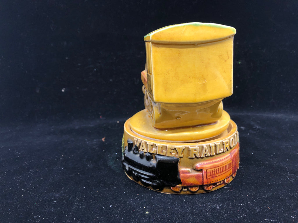 VTG TRAIN MUSIC BOX- ESSEX CONN.