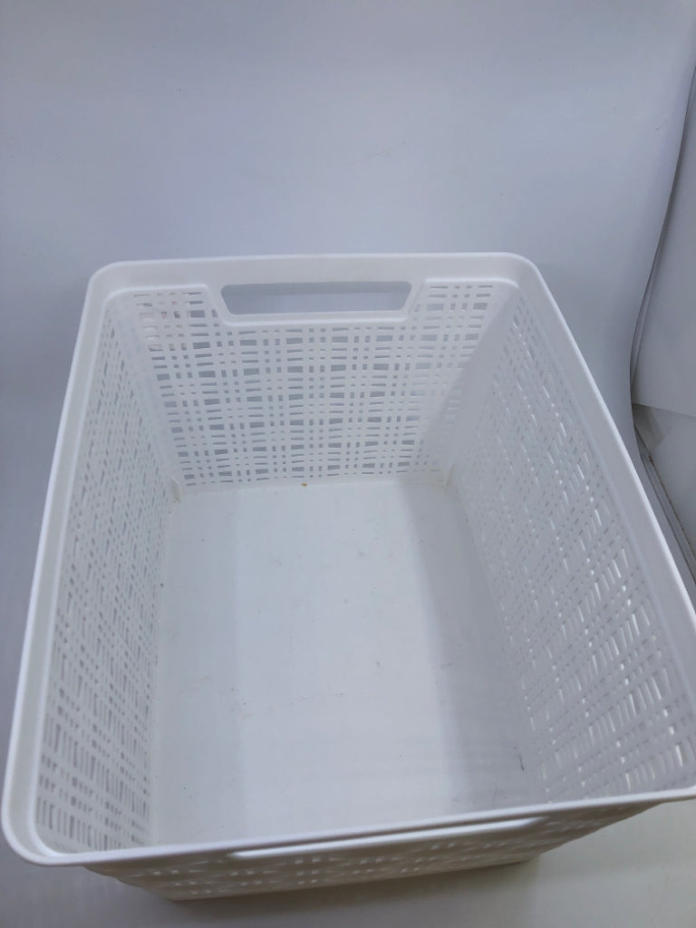 WHITE PLASTIC BIN FAUX WOVEN DESIGN.
