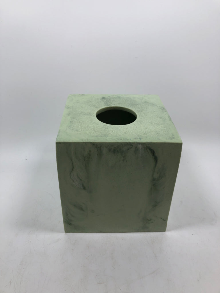 HEAVY GREEN MARBLED TISSUE BOX HOLDER.