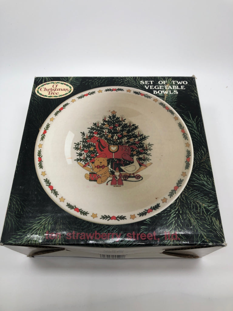 2 CHRISTMAS THEMED BOWLS.