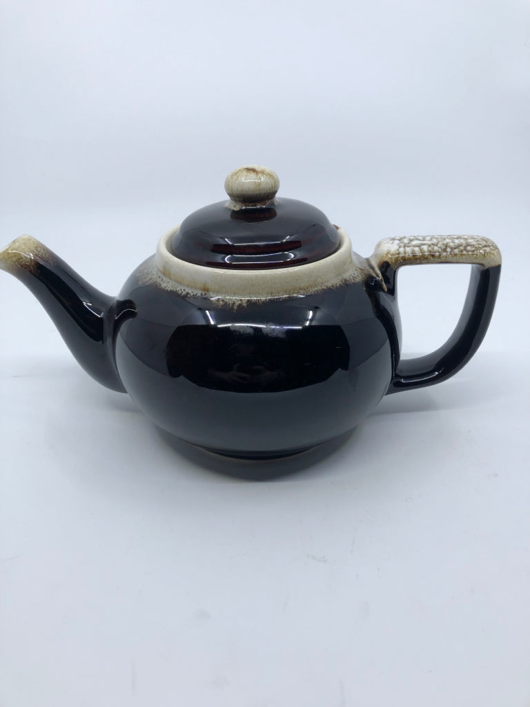 VTG BROWN W CREAM TEAPOT.