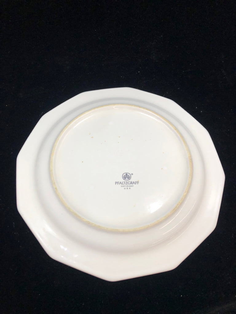 18PC CHRISTMAS PFALTZGRAFF DISH SET SRVC FOR 4.