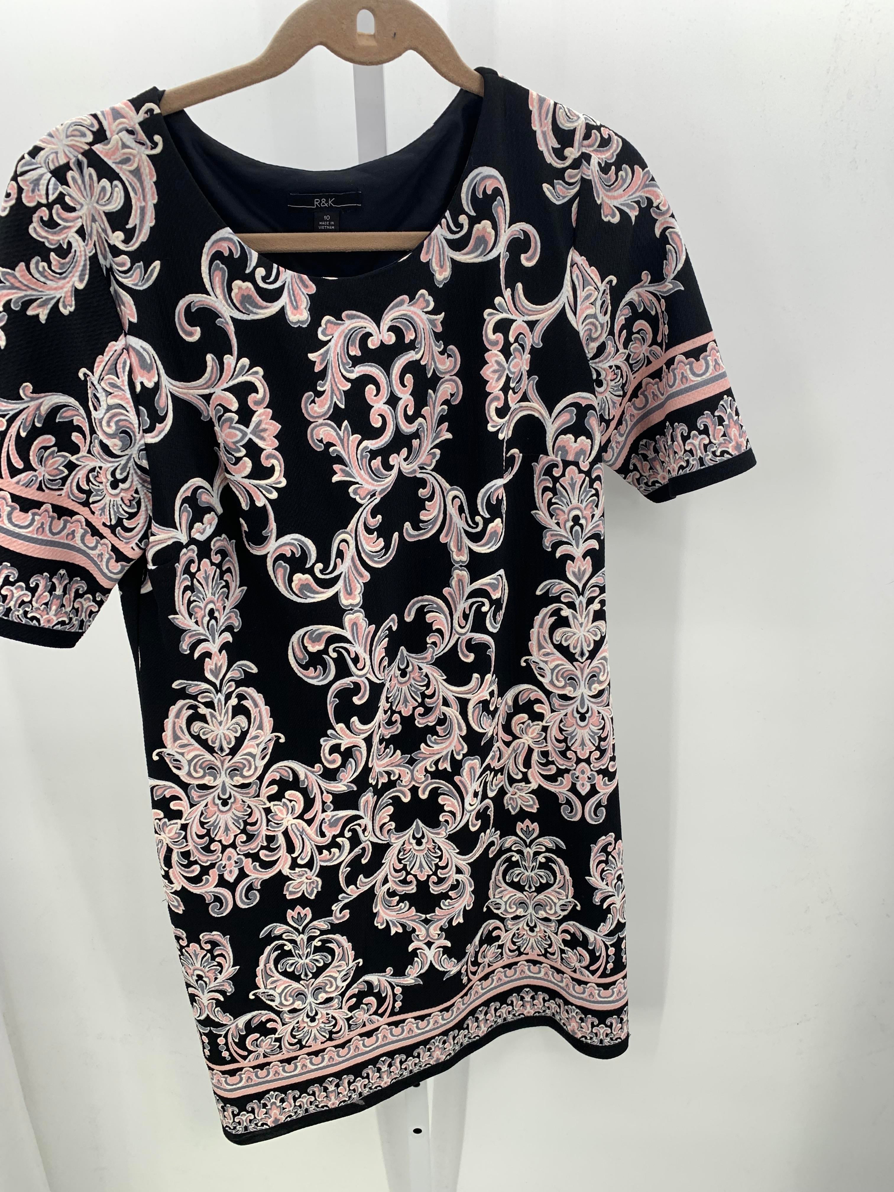 R&K originals Size 10 Misses Short Sleeve Dress