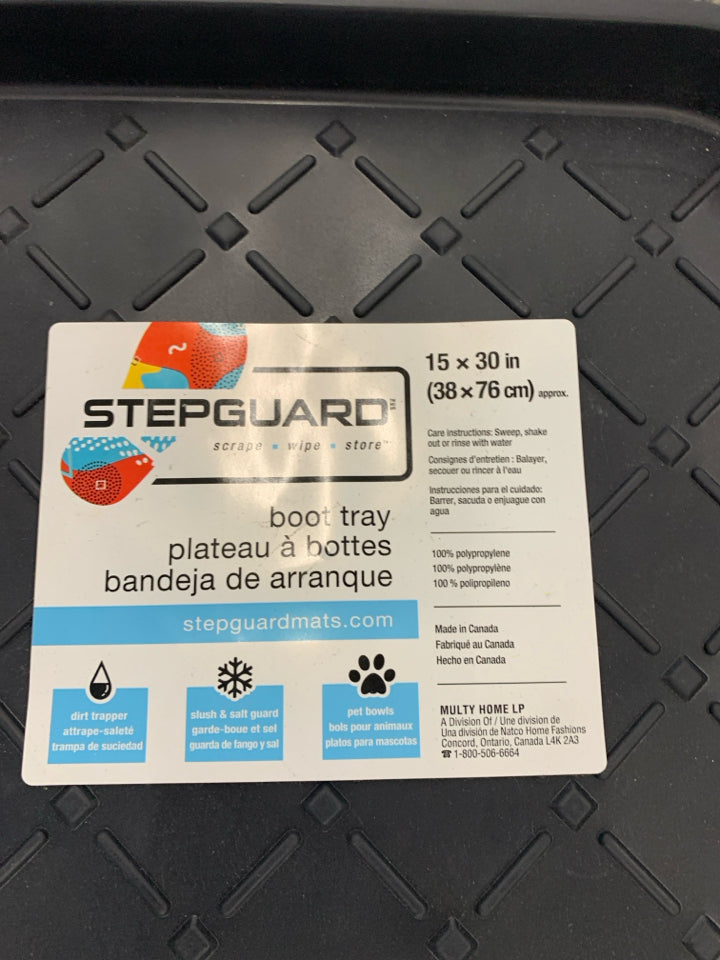 2 NIP STEP GUARD BOOT TRAY.