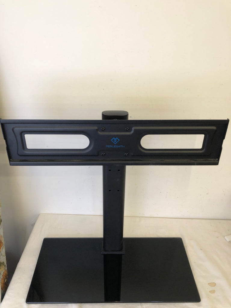 BLACK RECTANGLE TV STAND.