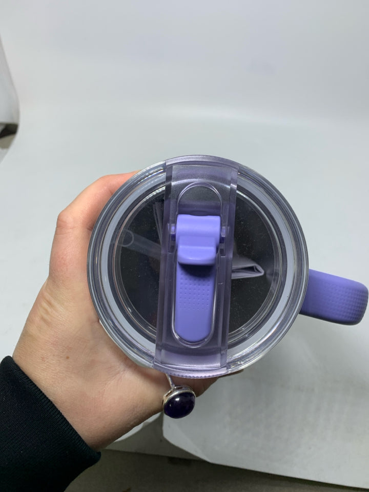 NEW THE FLIP STRAW QURNCHER PROTOUR TUMBLER.