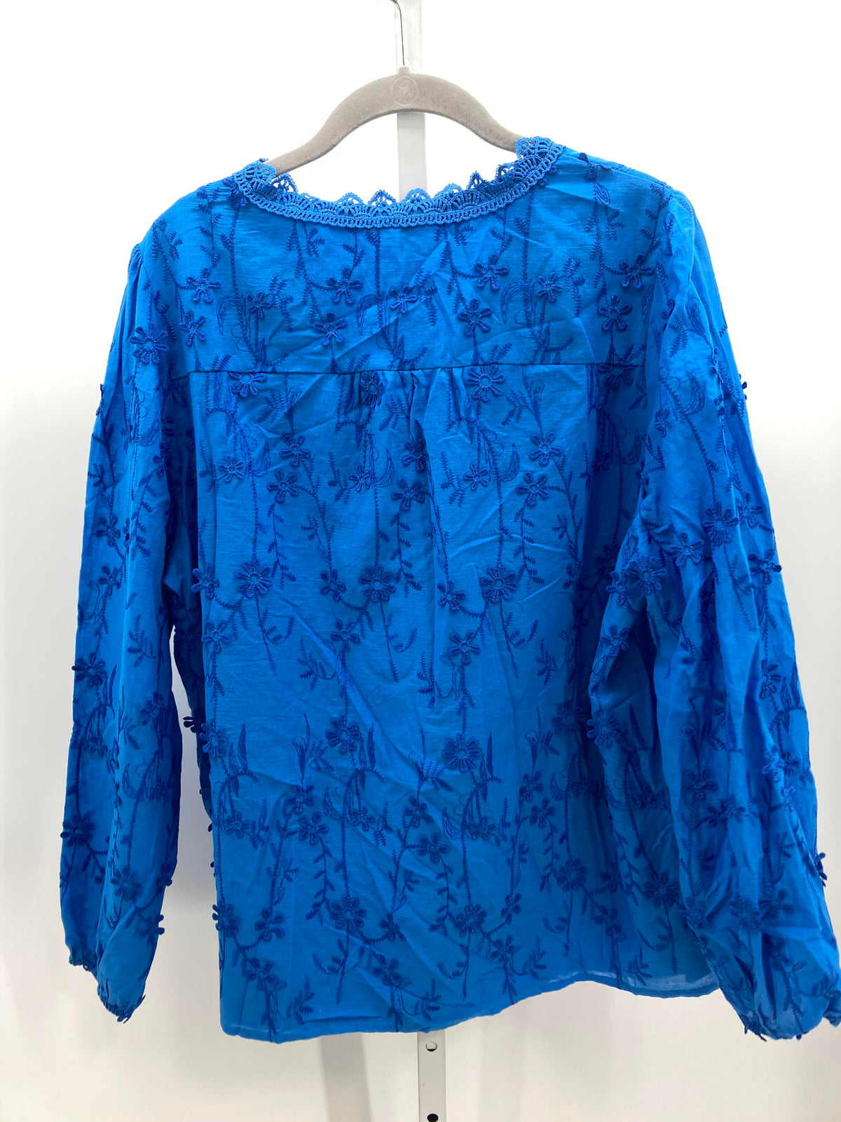Size Extra Large Misses Long Sleeve Shirt