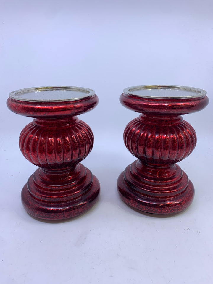 2 LIGHT UP RED GLASS MERCURY PILLAR CANDLES.