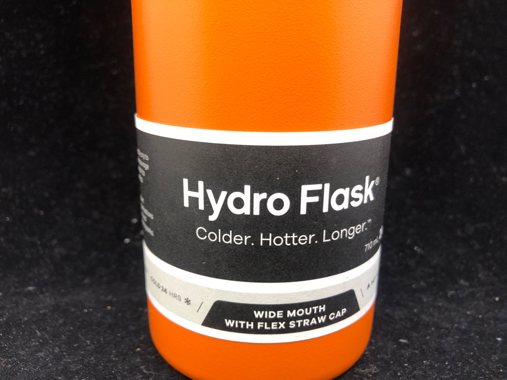 NEW ORANGE HYDROFLASK.