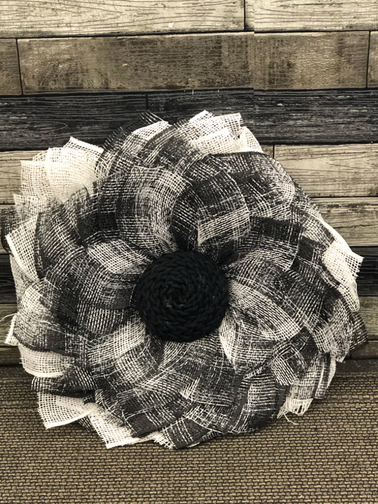 BLACK TULLE MESH FLORAL WREATH.