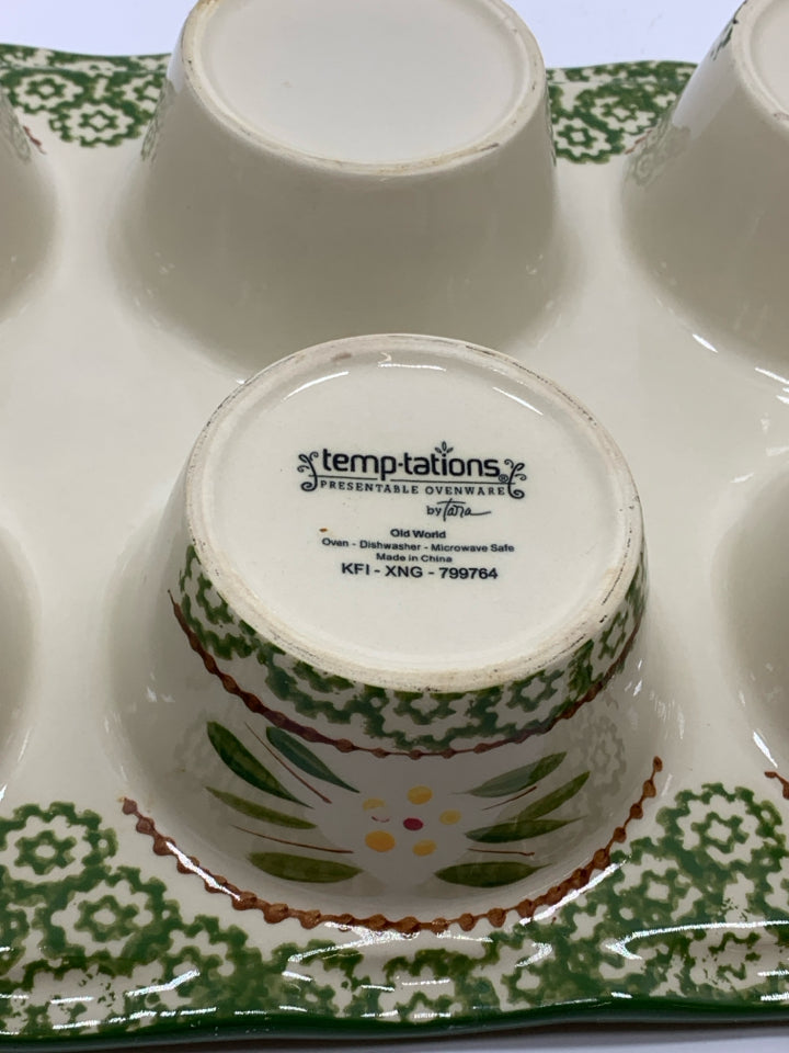 TEMPTATIONS 6CUP CERAMIC MUFFIN PAN W/STAND.