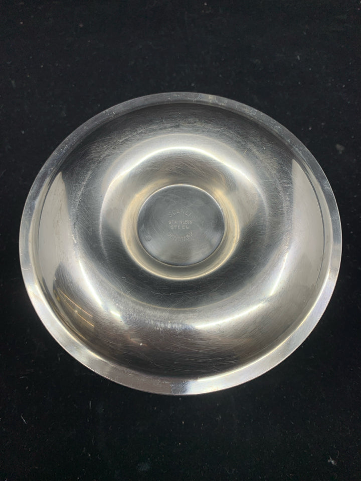 METAL BOWL W LIP.