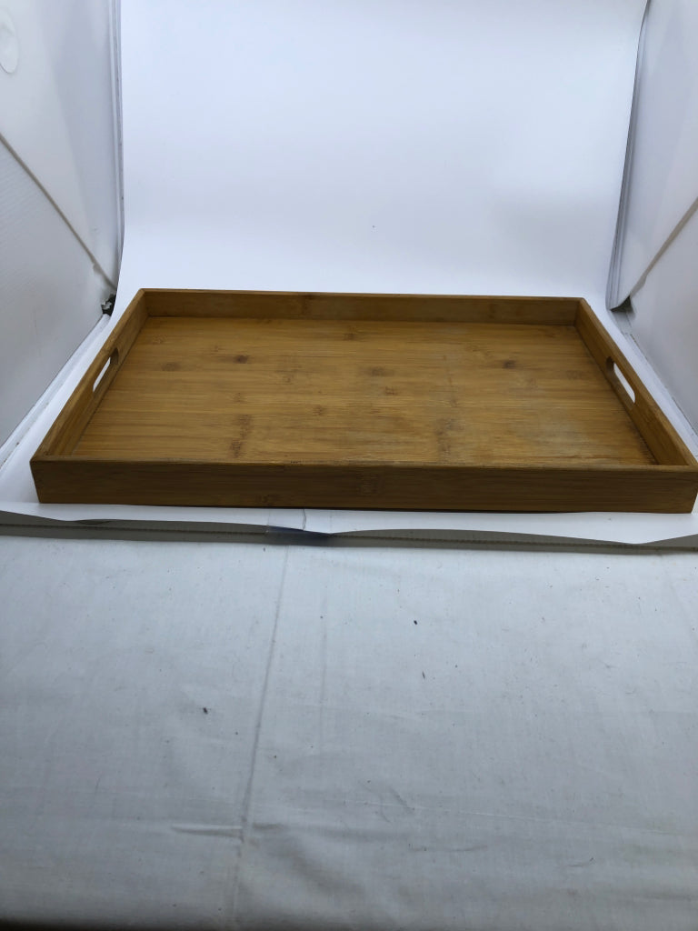 BAMBOO TRAY W/HANDLES.