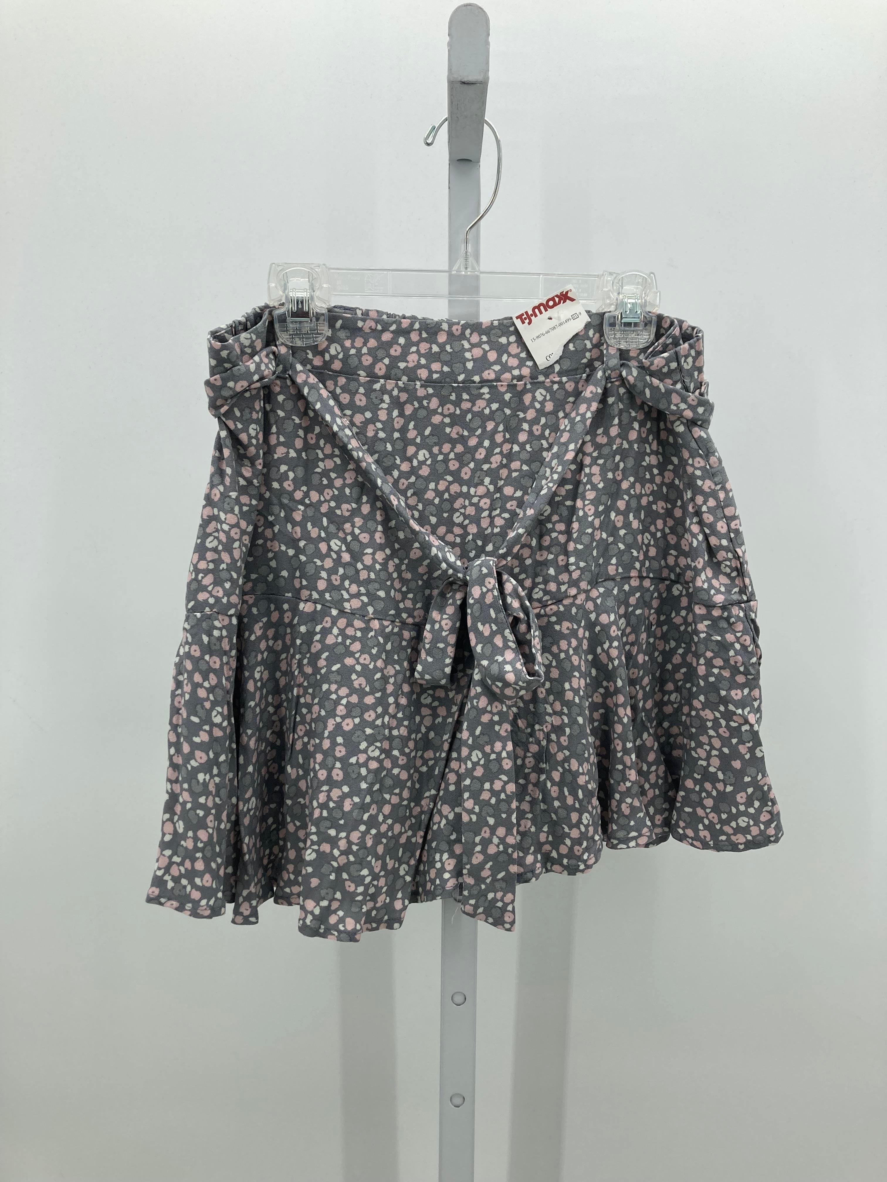 Size Medium Juniors Skirt
